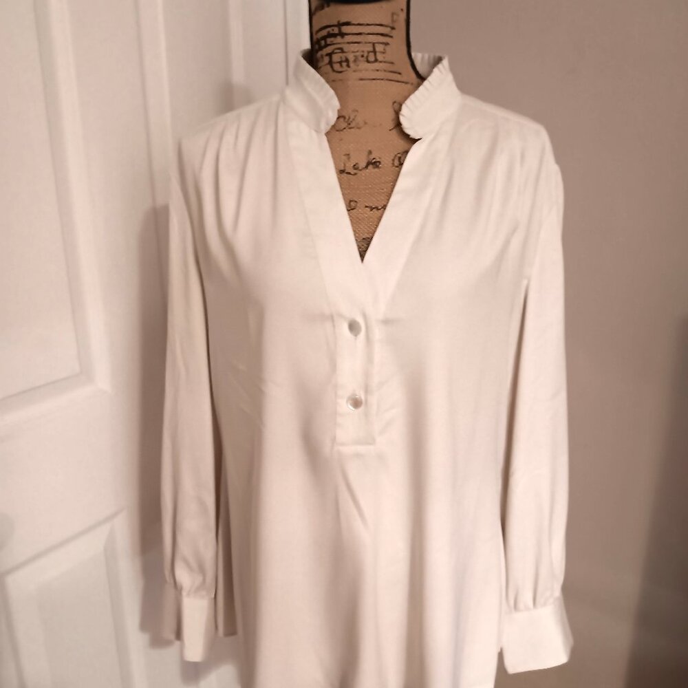 Chico's Beige Dressy Pullover Long Sleeve Top Size 2